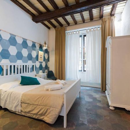 F4 - Santa Croce One Bedroom Flat 2 To 4 Guests Firenze Esterno foto