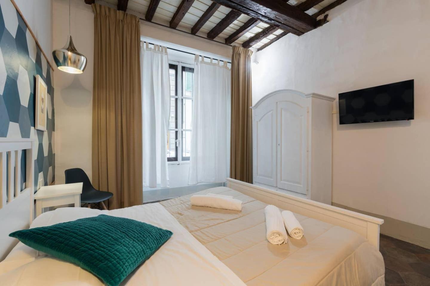 F4 - Santa Croce One Bedroom Flat 2 To 4 Guests Firenze Esterno foto