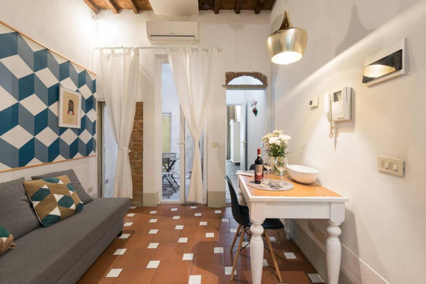 F4 - Santa Croce One Bedroom Flat 2 To 4 Guests Firenze Esterno foto