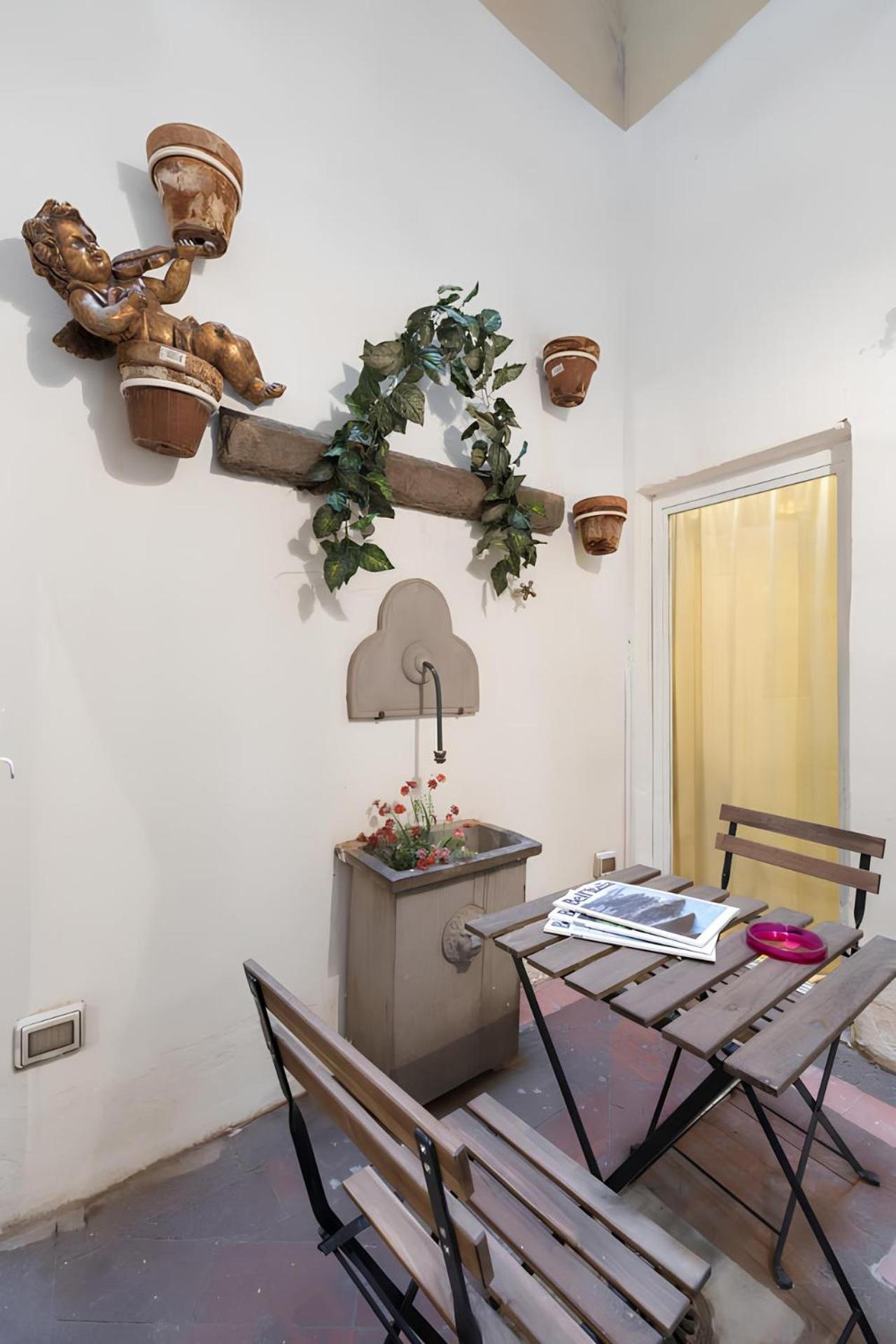 F4 - Santa Croce One Bedroom Flat 2 To 4 Guests Firenze Esterno foto